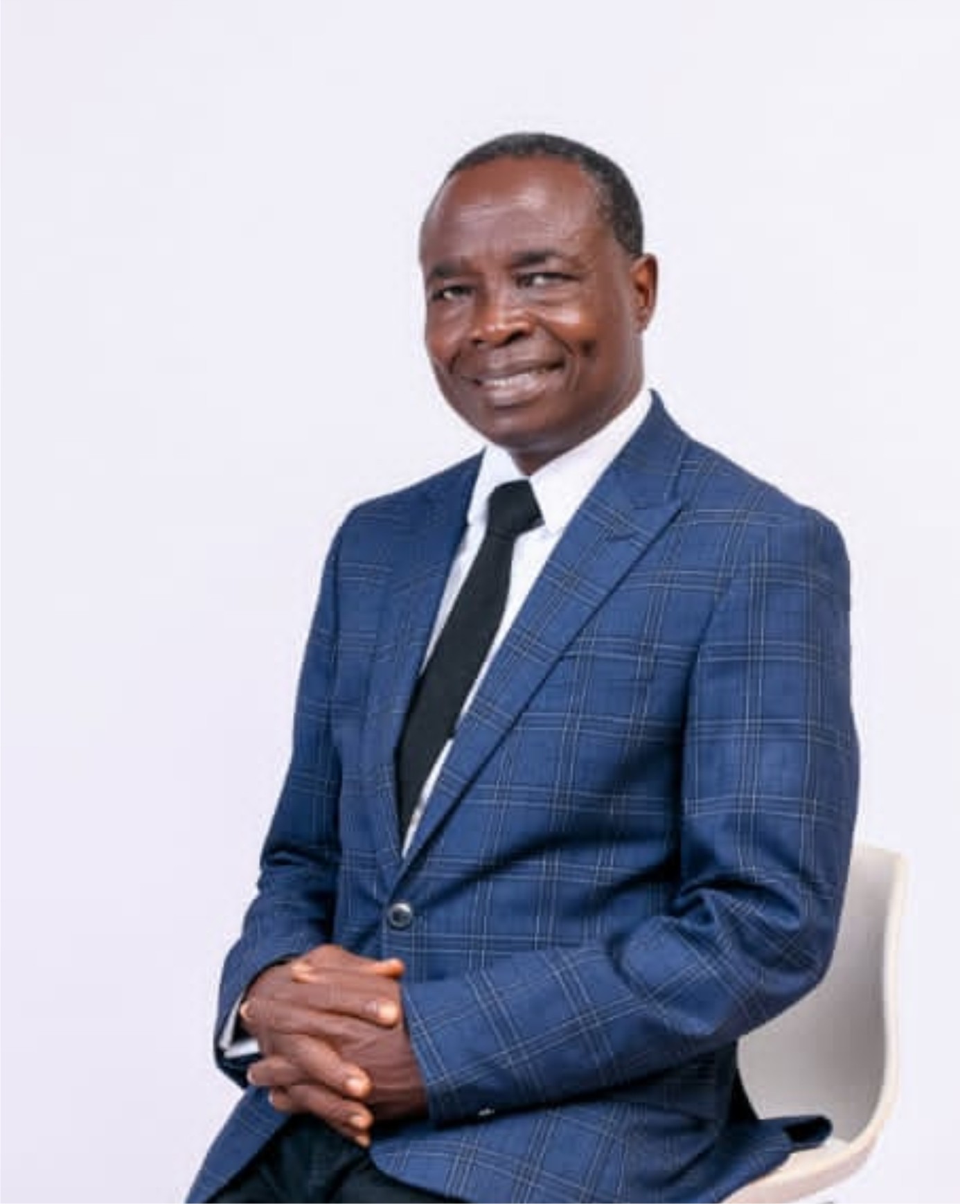 Home Dr Olabode Obisseson